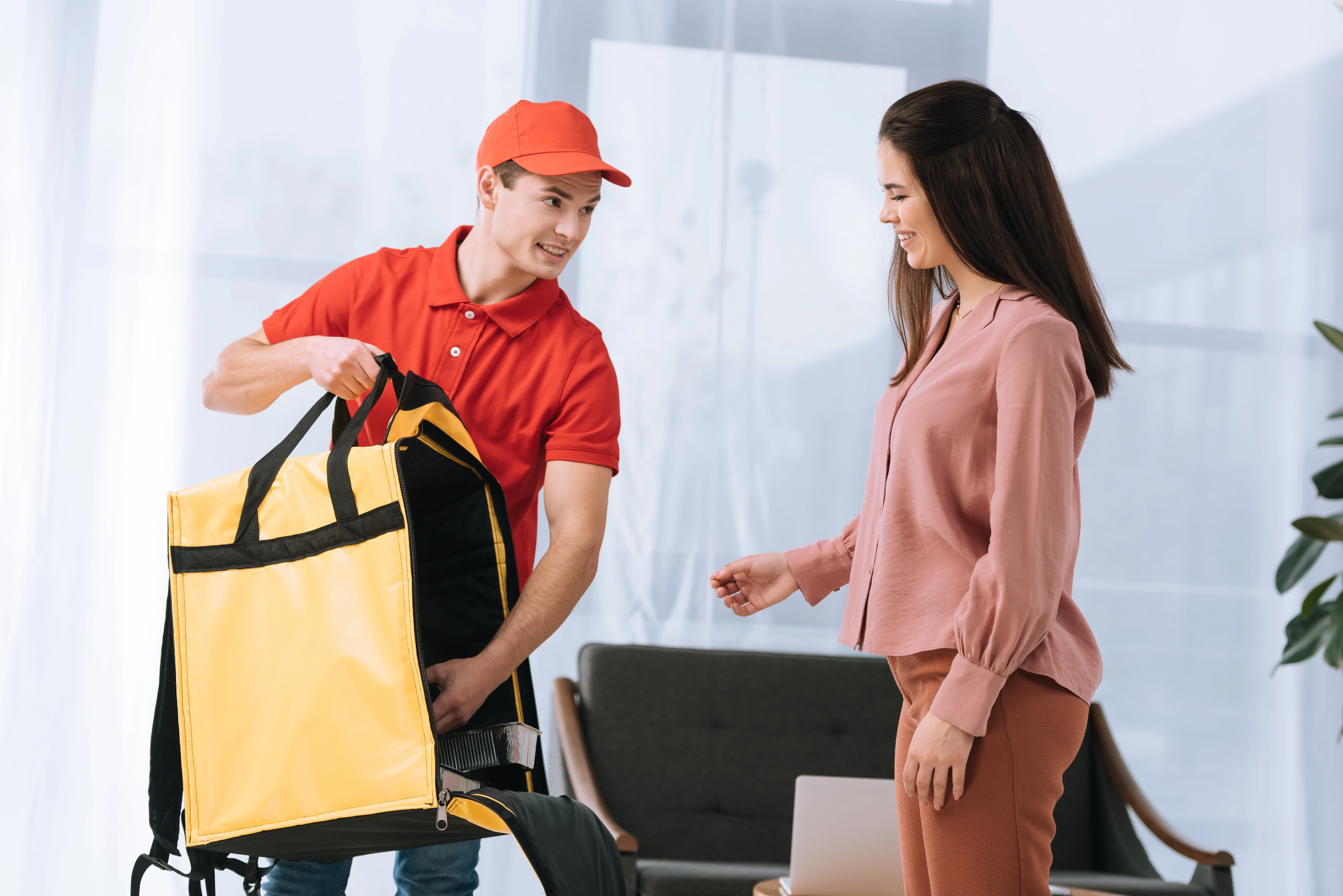 EXCESS BAGGAGE & DOOR DELIVERY